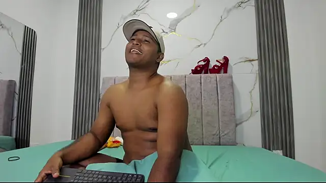 brutal_sex_love Show in webcam