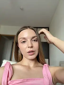 Tashi_lotus Adlı Modelin Canlı XXX Sohbeti