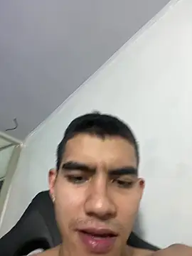 Sebastian_Vega Adlı Modelin Canlı XXX Sohbeti
