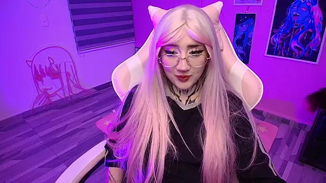 Miwa_violet Chat XXX in diretta