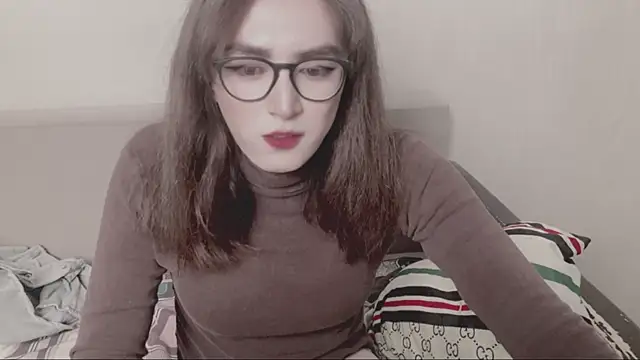 Chat XXX en directo de MinniMaksy