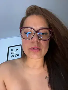Pretty__Milf: απευθείας συνομιλία ΧΧΧ