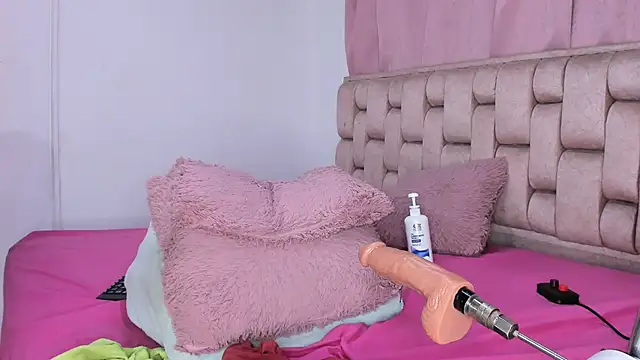 Roxy-Smith's Live XXX Chat