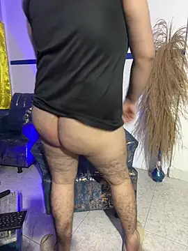 Jade_Will: διαδικτυακό σόου στην κάμερα