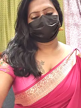 Czat XXX na żywo – Meera_mia