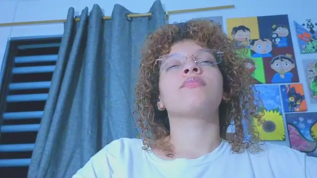 Ada_gales_'s Live XXX Chat