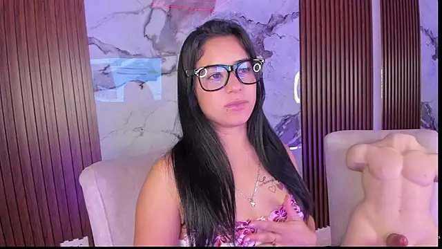 دردشة GabyHott_ الجنسية المباشرة