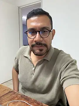 AdrianGarcia89 网络视讯表演