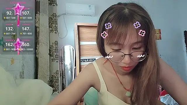Онлайн чат XXX Lili_666