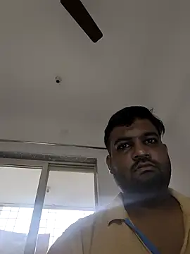 vinay_smalldick Show in webcam