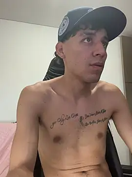 bully_boss live XXX chat