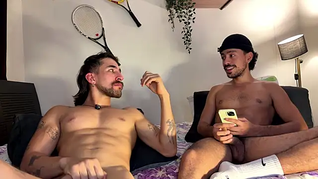 Aaron_wheel Adlı Modelin Web Kamerası Şovu