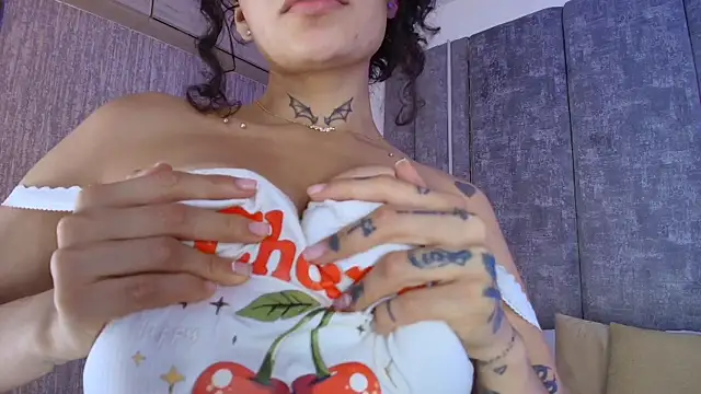KatherineGomez's Live XXX Chat
