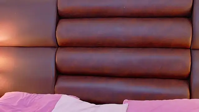 Živý XXX chat LiahRose_