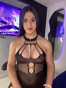 Naughtysofiaa 라이브 XXX 채팅