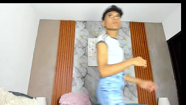 Chat +18 de BOUL_GUYS ao vivo