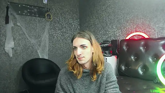 Anjela_Botton Adlı Modelin Canlı XXX Sohbeti