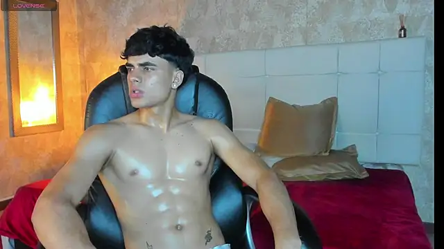 Toji_ferrer Webcamshow