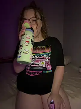 EmmieRae Show in webcam