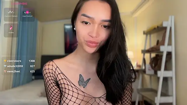 _agatha143_ Chat XXX in diretta