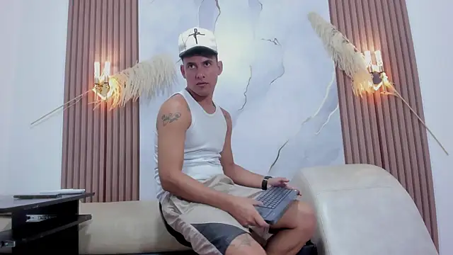 Chatroom XXX en direct de STEVEN_OS