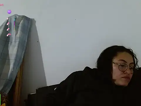 Amitlu_n Live XXX chat
