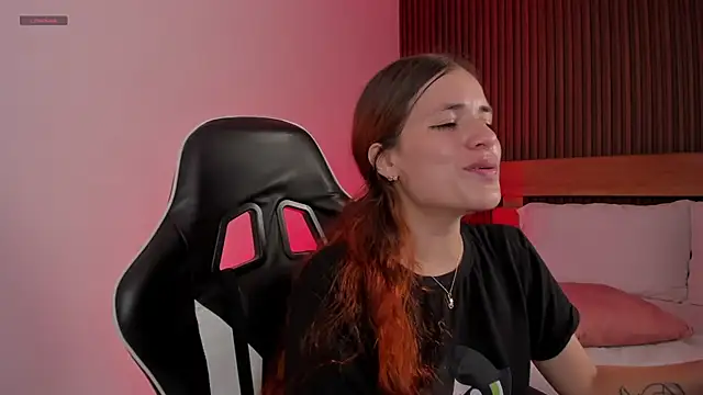 alliss_ginger_ live XXX chat