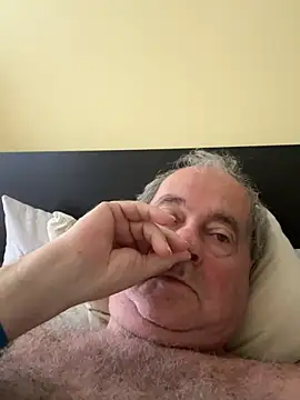 csikar Show in webcam