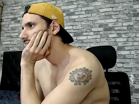Chat XXX en directo de MrTyler667