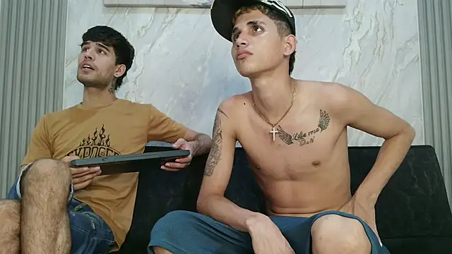 SUCKING_LOVER1 Live XXX-Chat
