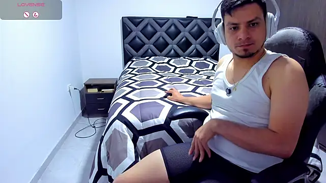 Rick_Adams' Live XXX Chat