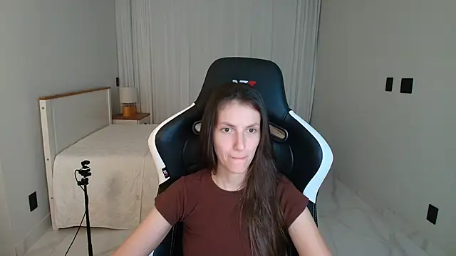 upssnowy live XXX chat