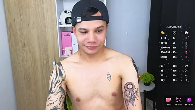 Онлайн чат XXX Im_Marco_
