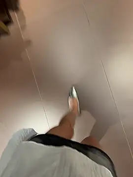 yimisun01 Live XXX-Chat
