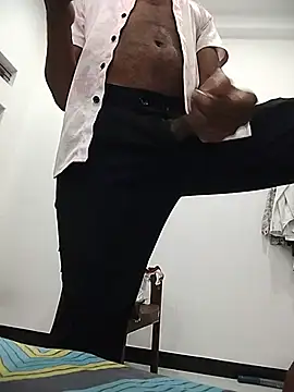 Daddyishere_19 现场XXX聊天