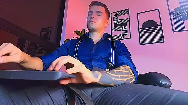 Chat XXX Live ALPHA_DOMINUS_