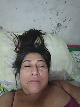 Chat +18 de PatriciaGrajales ao vivo