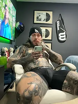 ThomasHellsn Live XXX chat