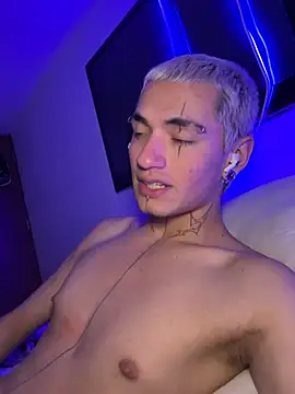 Chatroom XXX en direct de santikhalifa