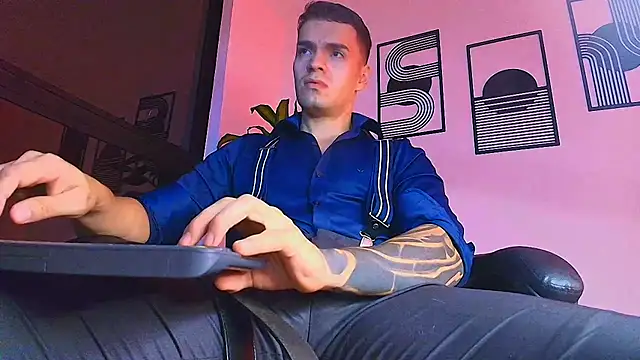 دردشة ALPHA_DOMINUS_ الجنسية المباشرة