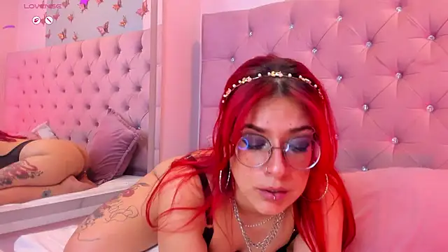 Онлайн чат XXX LolyYunno