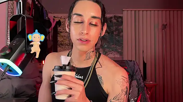 xoFrankie Chat XXX in diretta