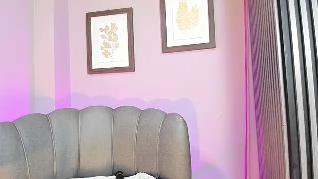Roxanna_mooren Live XXX chat