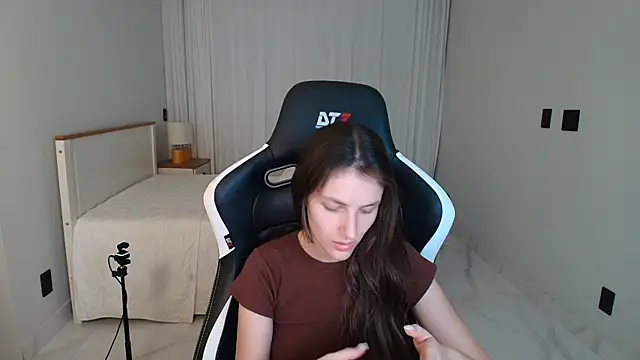 Chat +18 de upssnowy ao vivo