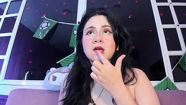 harimoon1 Adlı Modelin Canlı XXX Sohbeti