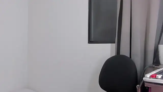 دردشة Emma_lean الجنسية المباشرة