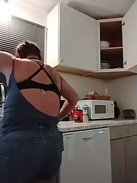 Živý XXX chat TWiSTYTheTwizted