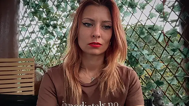karo123421 Chat XXX live