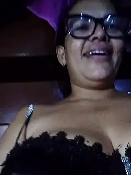 Xoticxenax's Live XXX Chat