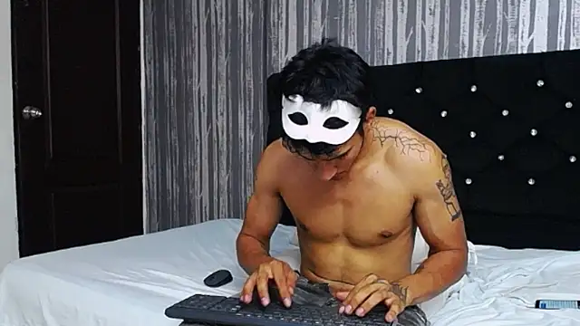 Chatroom XXX en direct de Zayn_Moretti